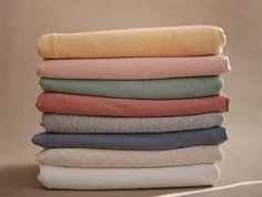 Mushie ivory baby vikle